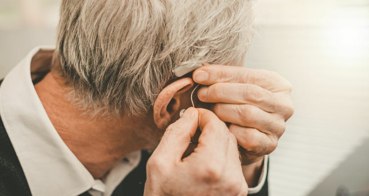 Tips for Adjusting to Your New Hearing Aids